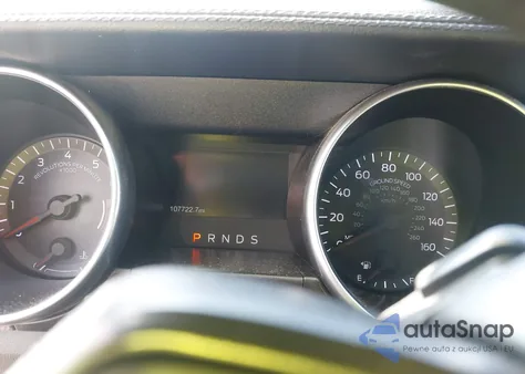 2018 Ford Mustang Ecoboost z USA, uszkodzony, nr VIN 1FA6P8TH0J5181486